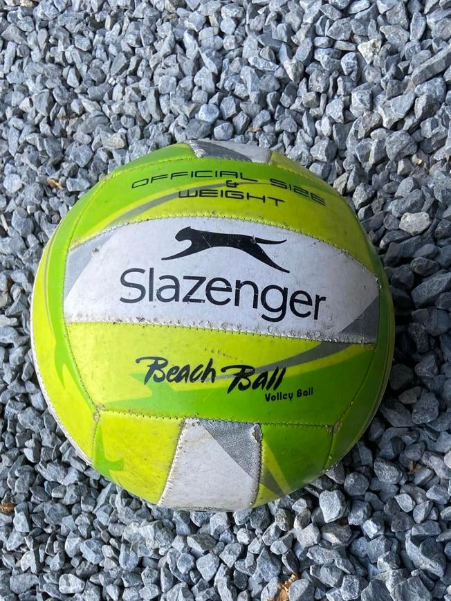 Slazenger Beach Volleybal, Sport en Fitness, Volleybal, Ophalen of Verzenden, Gebruikt, Bal