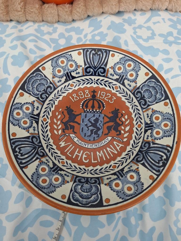 Koninklijk huis Nederland bord, Verzenden, Zo goed als nieuw, Nederland, Servies