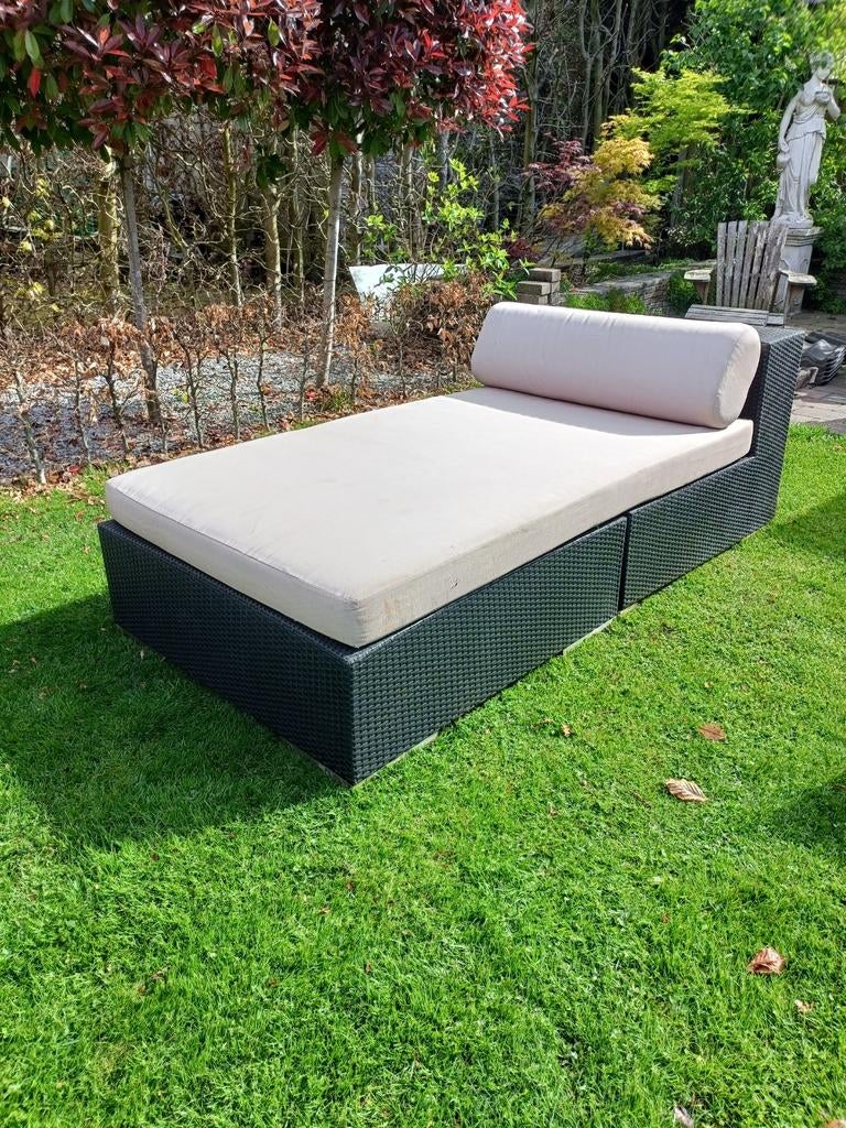 Lounge bed/bank, Ophalen