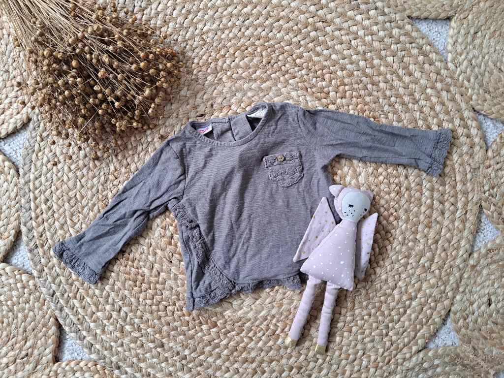 Mooi grijs Zara shirtje maat 68, Kinderen en Baby's, Babykleding | Maat 68, Meisje, Ophalen of Verzenden, Zo goed als nieuw, Zara
