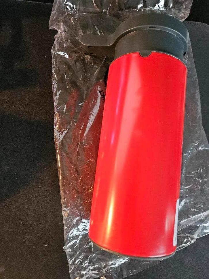 Zeeppomp 200 ml Passion Red nieuw in verpakking., Huis en Inrichting, Badkamer | Badkamermeubels, Nieuw, Overige typen, Minder dan 100 cm