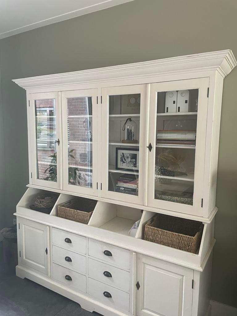 Witte buffetkast, zeer goede staat, Huis en Inrichting, Kasten | Buffetkasten, Ophalen, 200 cm of meer, 50 tot 100 cm, Zo goed als nieuw