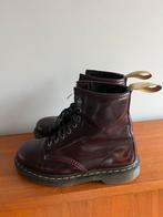 Dr. Martens vegan bordeaux maat 39, Ophalen, Gedragen, Rood, Lage of Enkellaarzen