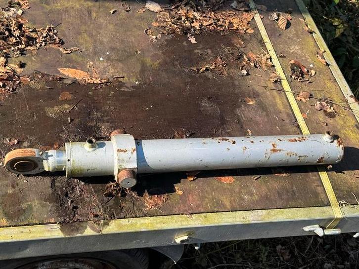 Cilinder hydrauliek, Doe-het-zelf en Verbouw, Gereedschap | Machine-onderdelen en Toebehoren, Ophalen, Gebruikt