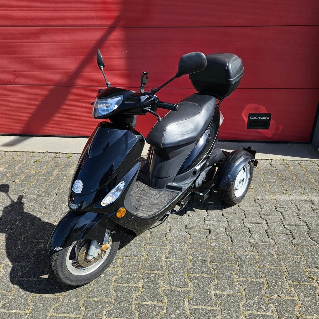 Brommobiel opbenzine, Ophalen, Gebruikt, 46 km of meer, 16 km/u of meer