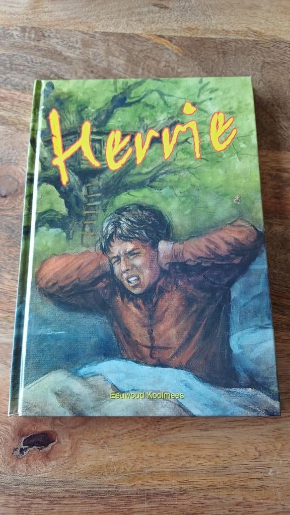 Herrie - Eeuwoud Koolmees, Boeken, Ophalen of Verzenden, Gelezen, Eeuwoud Koolmees, Fictie algemeen