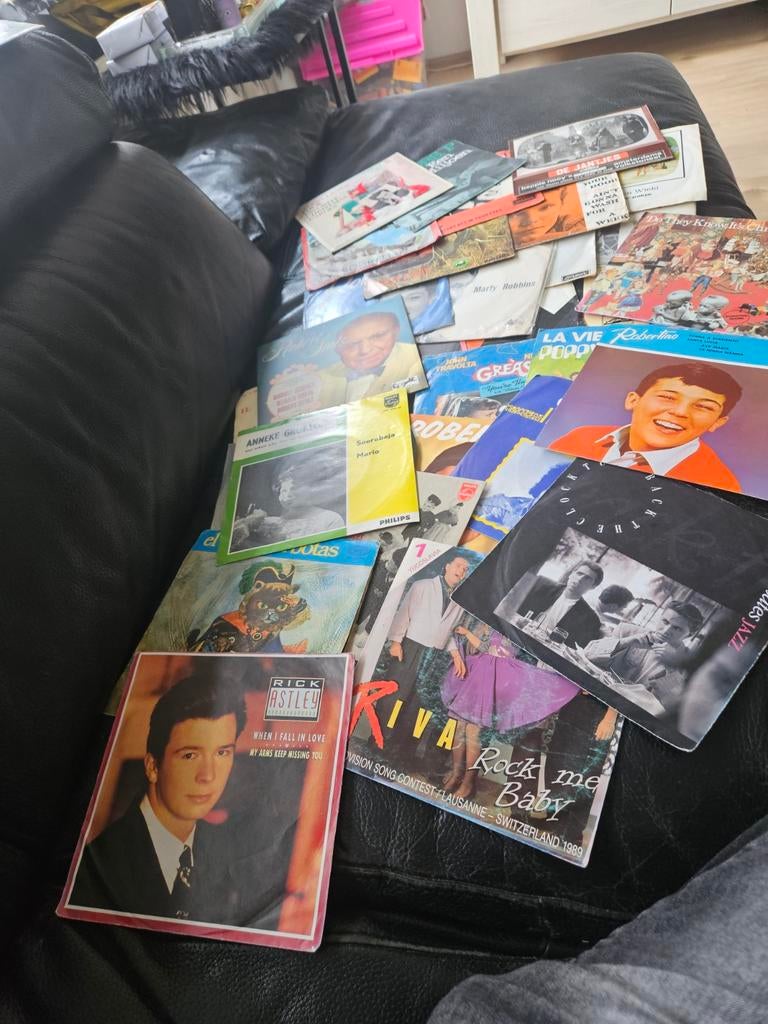 Singeltjes doe een bod, Ophalen of Verzenden, Gebruikt, Overige formaten