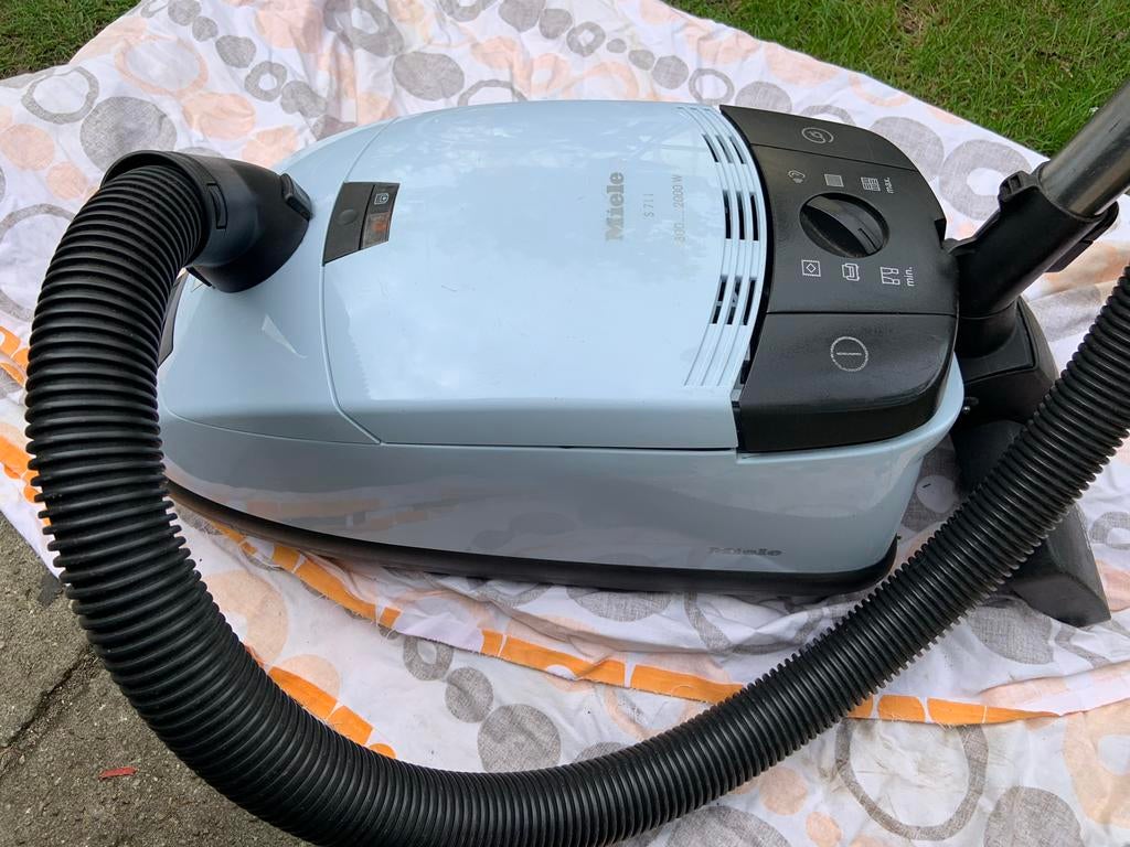 Miele S711 Stofzuiger - Krachtig en Betrouwbaar, Stofzak, Gebruikt, Stofzuiger, Ophalen of Verzenden