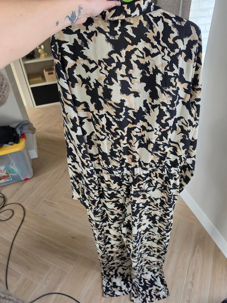 Super jumpsuit vero Moda maat xl tall collectie Beige leger, Kleding | Dames, Jumpsuits, Vero Moda, Beige, Maat 46/48 (XL) of groter