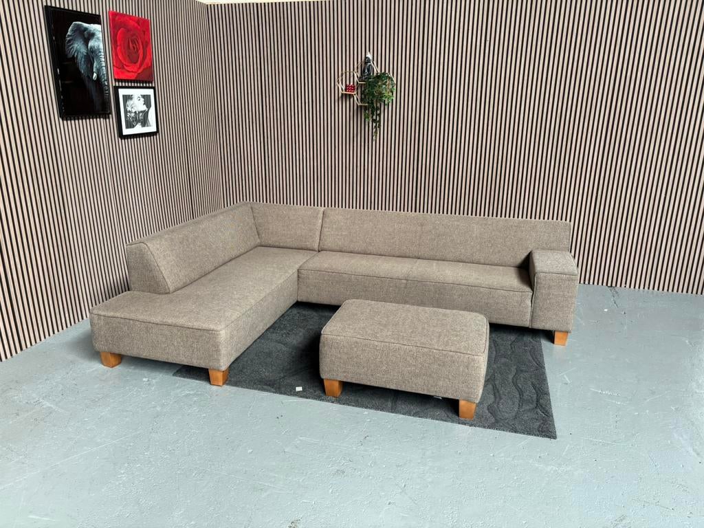 GRATIS LEVERING Montel Strike Hoekbank 300x220 GEREINIGD, Huis en Inrichting, Banken | Bankstellen, Hoekbank, 300 cm of meer, Ophalen of Verzenden