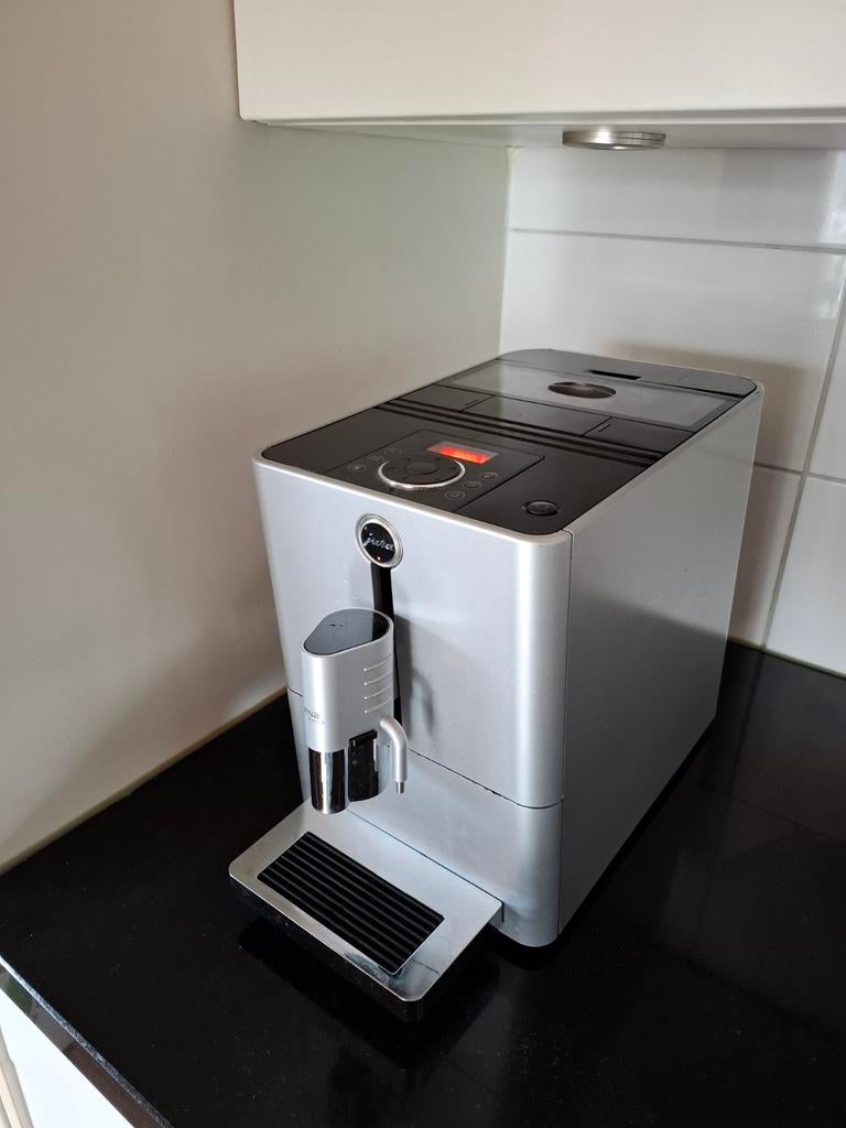 Jura Ena Micro 9 Koffiemachine - Gereviseerd, Ophalen of Verzenden, Refurbished, Koffiemachine, Koffiebonen