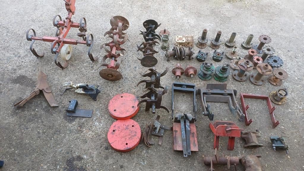 Tuinfrees  messen front en wilgewichten ploeg ophangers, Ophalen, Benzine, Tuinfrees