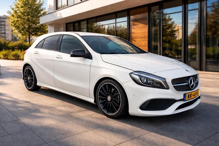 Mercedes-Benz A-Klasse 1.6 A160 2016 Wit, Auto's, Mercedes-Benz, Particulier, A-Klasse, Benzine, C, Hatchback, Handgeschakeld