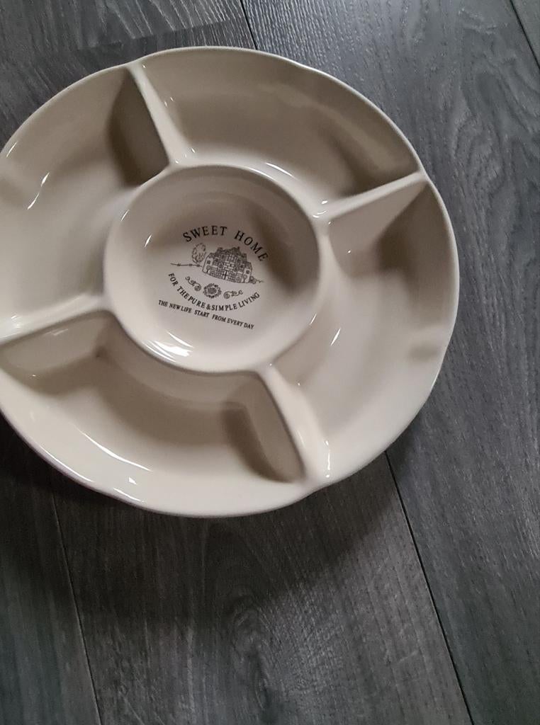 Ronde serveerschaal met 5 vakken, Ophalen of Verzenden, Nieuw, Keramiek