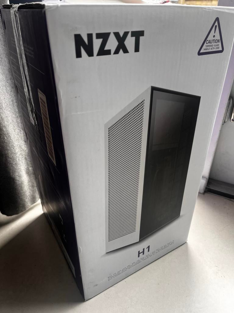 NZXT H1 v1 Zwart !!! Zonder PSU, Ophalen of Verzenden, Gebruikt