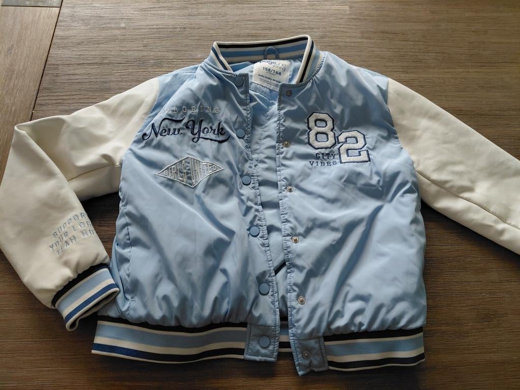 Tussenjas maat 158/164, Kinderen en Baby's, Kinderkleding | Maat 170, Gebruikt, Meisje, Ophalen of Verzenden, Page one young