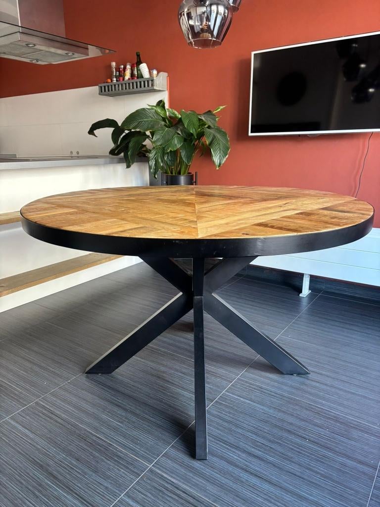 Eettafel, Huis en Inrichting, Tafels | Eettafels, Ophalen, Rond, Zo goed als nieuw, Vijf personen of meer