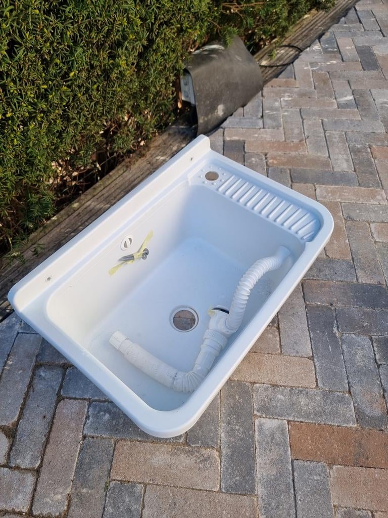 Witte kunststof pvc wasbak/spoelbak met sifon, Doe-het-zelf en Verbouw, Sanitair, Ophalen, Wastafel