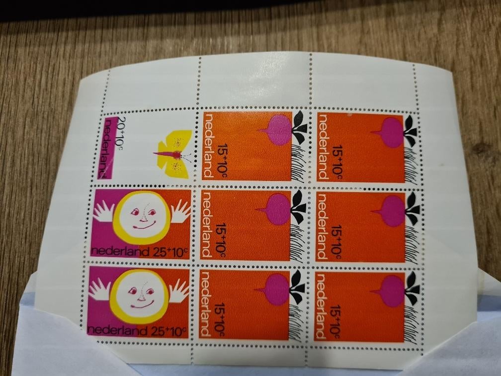 kinderpost zegels, Ophalen of Verzenden, Postfris