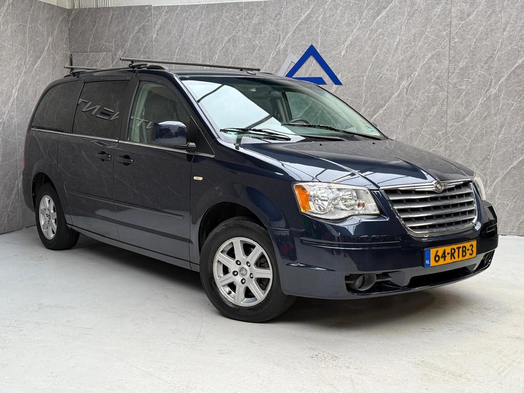 Chrysler Town & Country 3.8 V6 7 Pers / NAP / Leder / Camera, Auto's, Chrysler, 450 kg, Gebruikt, Overige modellen, Electronic Stability Program (ESP)