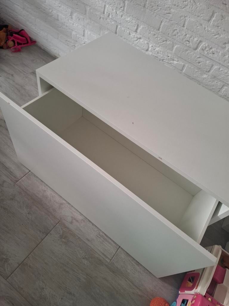 Smastad speelgoedkist en tafel - Gebruikt, maar nog goed!, Ophalen, Gebruikt, Overige typen