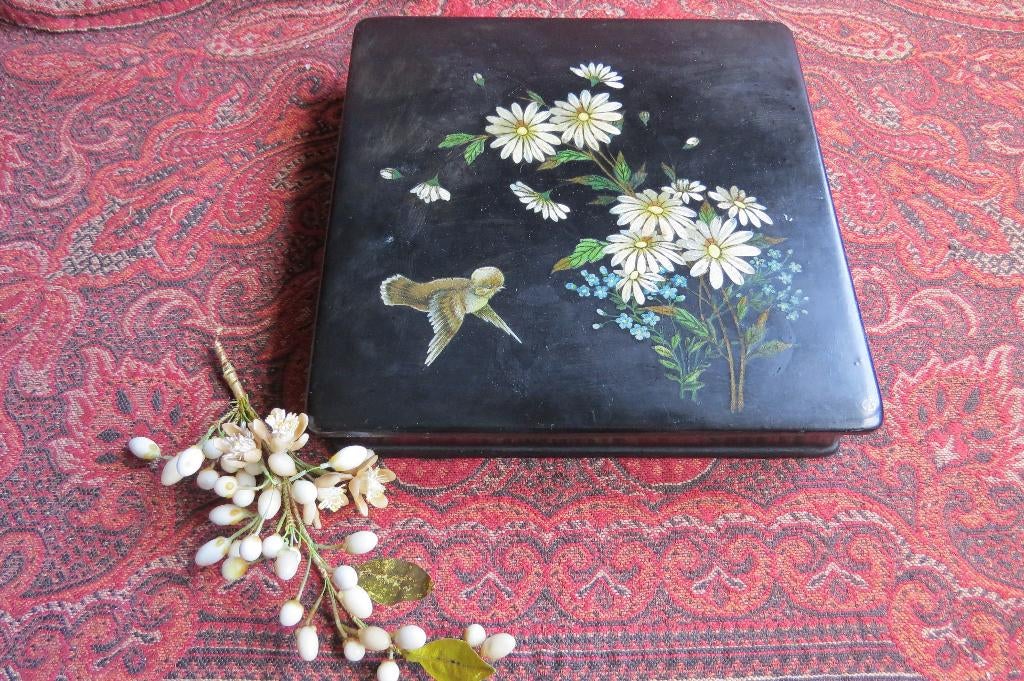 Antieke Engelse Victoriaanse papier mache zakdoek doos 1890, Ophalen of Verzenden