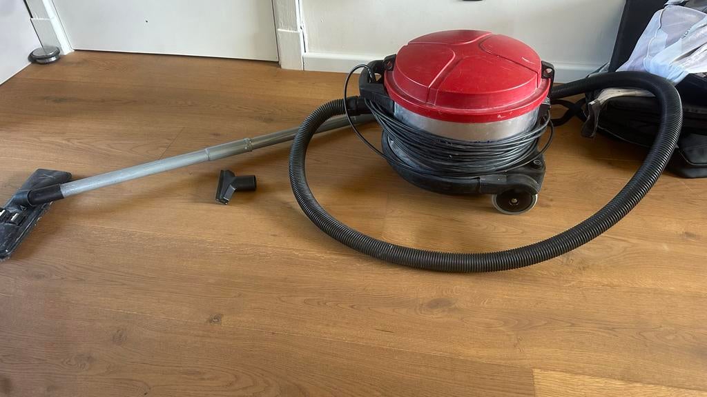 Nilfisk GD 930 Professionele Stofzuiger, Stofzak, Gebruikt, Stofzuiger, Ophalen of Verzenden