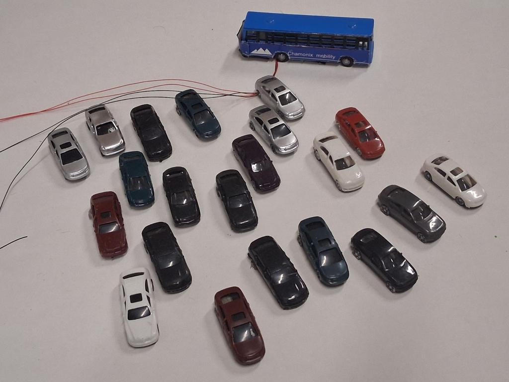 Set van 21 auto's n spoor, Hobby en Vrije tijd, Modeltreinen | N-Spoor, Ophalen of Verzenden, Gebruikt, Gelijkstroom, Overige merken