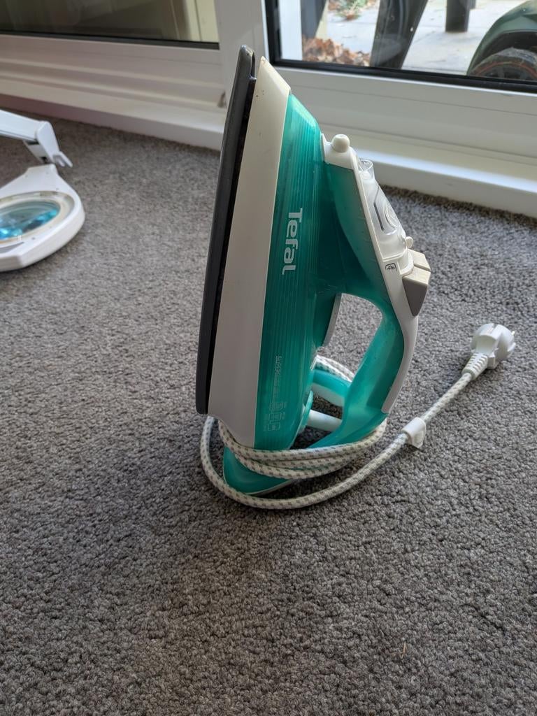 Tefal Ultragliss Strijkijzer - Gebruikt, Ophalen of Verzenden, Gebruikt, Strijkijzer met snoer