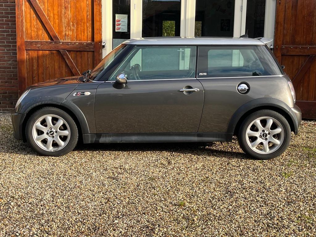Mini Mini 1.6 Cooper S Park Lane Automaat met heel veel opti, Auto's, Mini, Gebruikt, Zwart, 4 cilinders, 4 stoelen