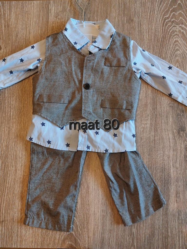 Nette set voor jongetje: overhemd, gilet en broek (maat 80), Kinderen en Baby's, Babykleding | Maat 80, Ophalen of Verzenden, Zo goed als nieuw