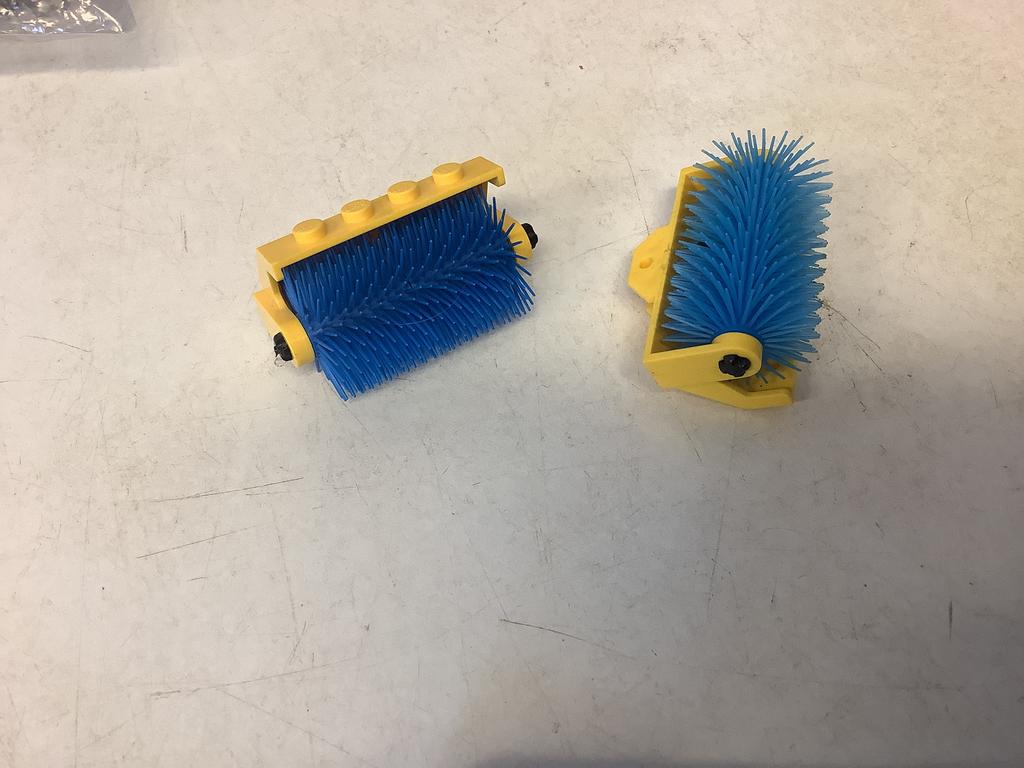 Lego borstelhouder voor straatveegmachine met trekhaak (4), Kinderen en Baby's, Speelgoed | Duplo en Lego, Ophalen of Verzenden