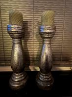 TWEE ROBUUSTE KANDELAARS (inclusief 2 kaarsen), Ophalen, Overige materialen, Overige kleuren, 25 tot 50 cm