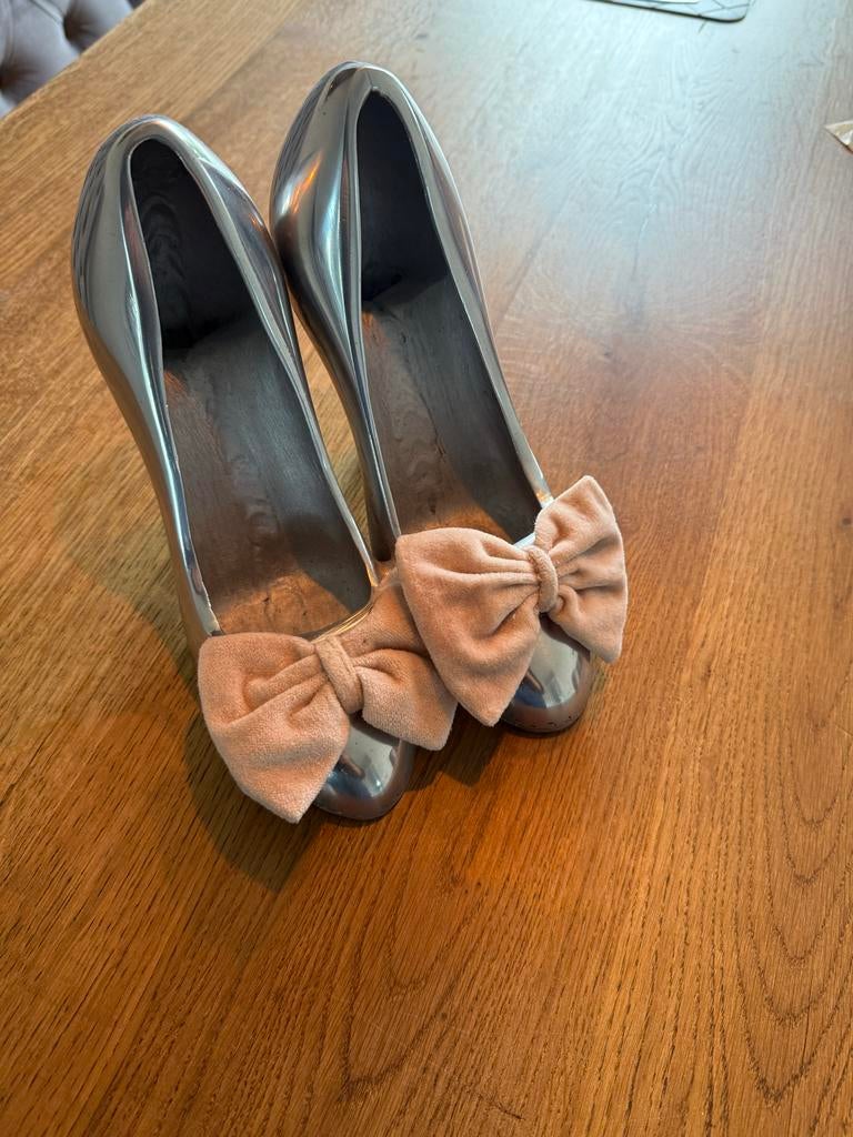 Riviera Maison pumps met strik, Gebruikt, Ophalen of Verzenden, Landelijk, Metaal