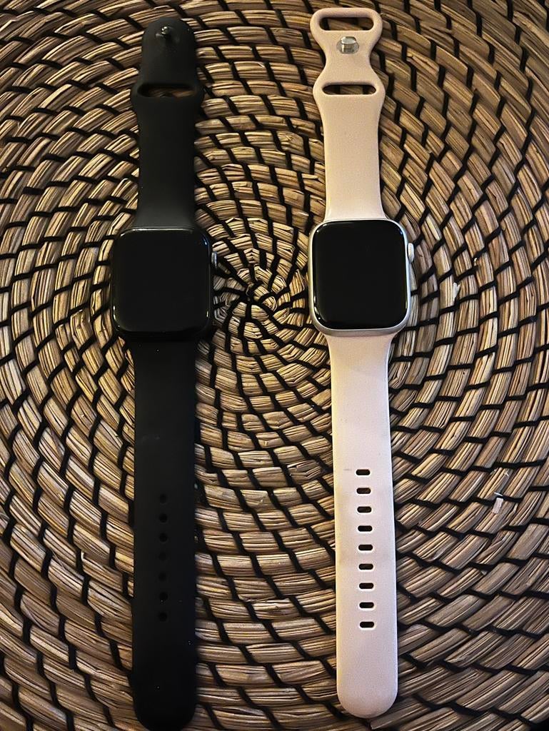 2 Apple Watches te koop – los of samen., Gebruikt, Zwart, IOS, Ophalen of Verzenden