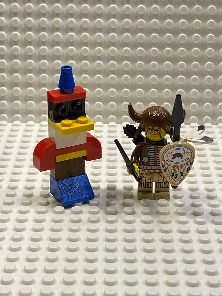 Lego 2845 uit 1997 met indiaan en totempaal, Verzamelen, Ophalen of Verzenden, Gebruikt