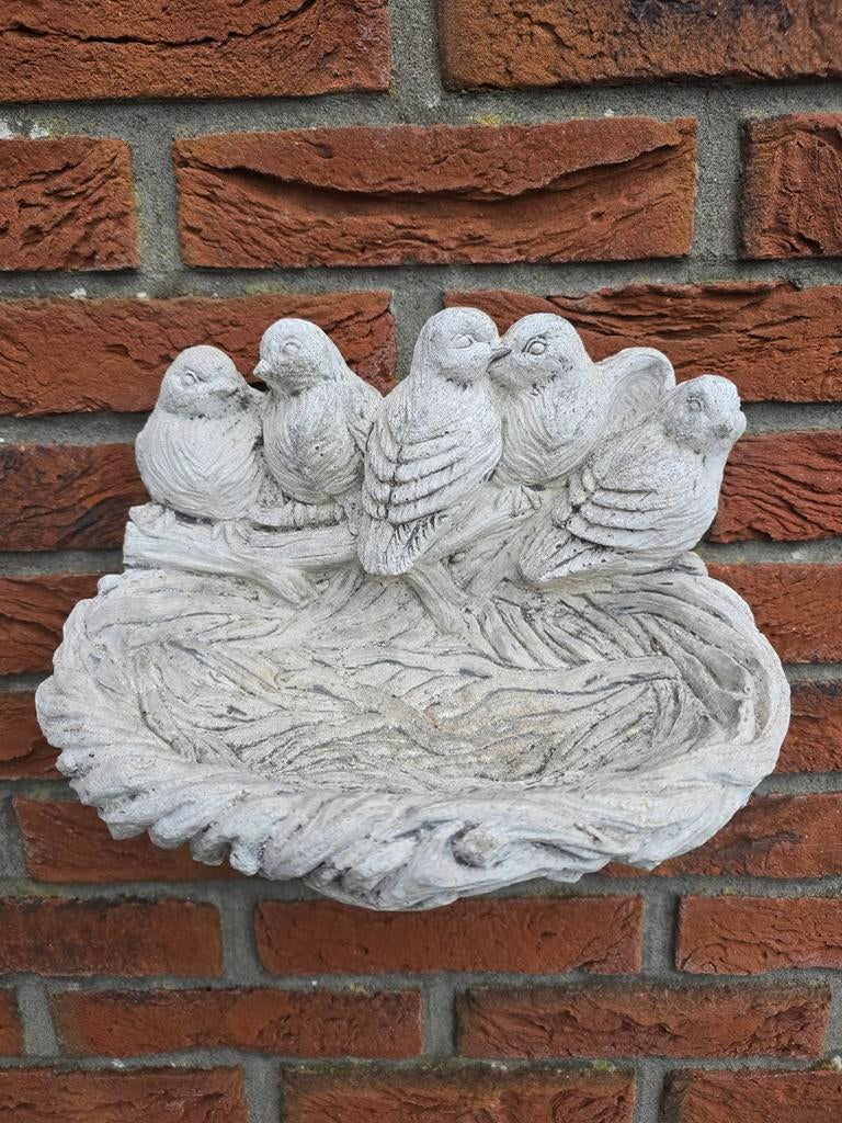 Vintage Betonnen vogelbadkom Vogelnestschaal Nest met vogels, Ophalen of Verzenden, Zo goed als nieuw, Beton, Dierenbeeld