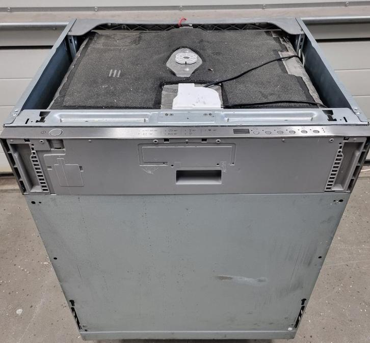 Nette AEG (IKEA) inbouwvaatwasser 2018 met Infolight, Witgoed en Apparatuur, Vaatwasmachines, Zo goed als nieuw, Inbouw, Minder dan 85 cm