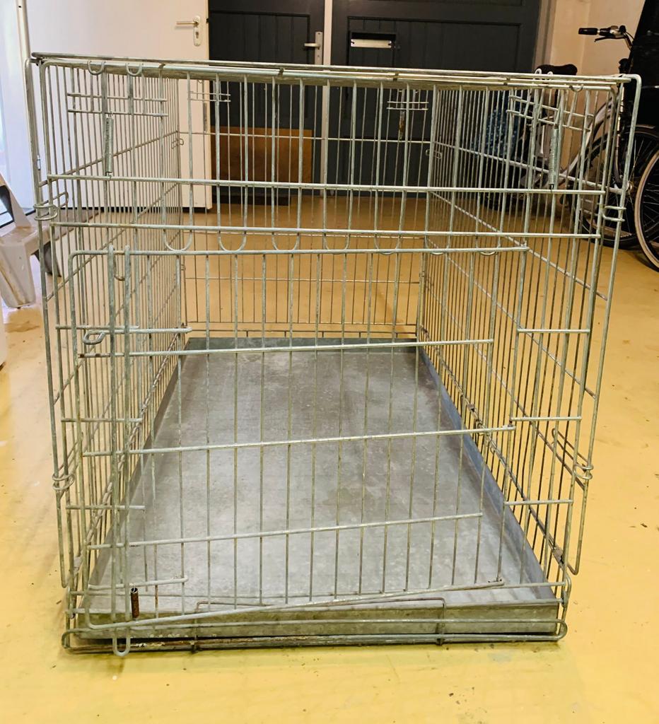 Stevige bench voor grote hond, Ophalen, Gebruikt