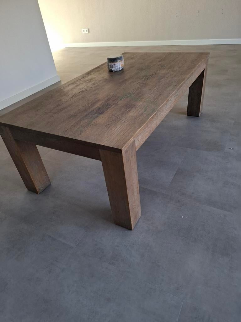 Salontaffel eiken met nieuwe was, Ophalen