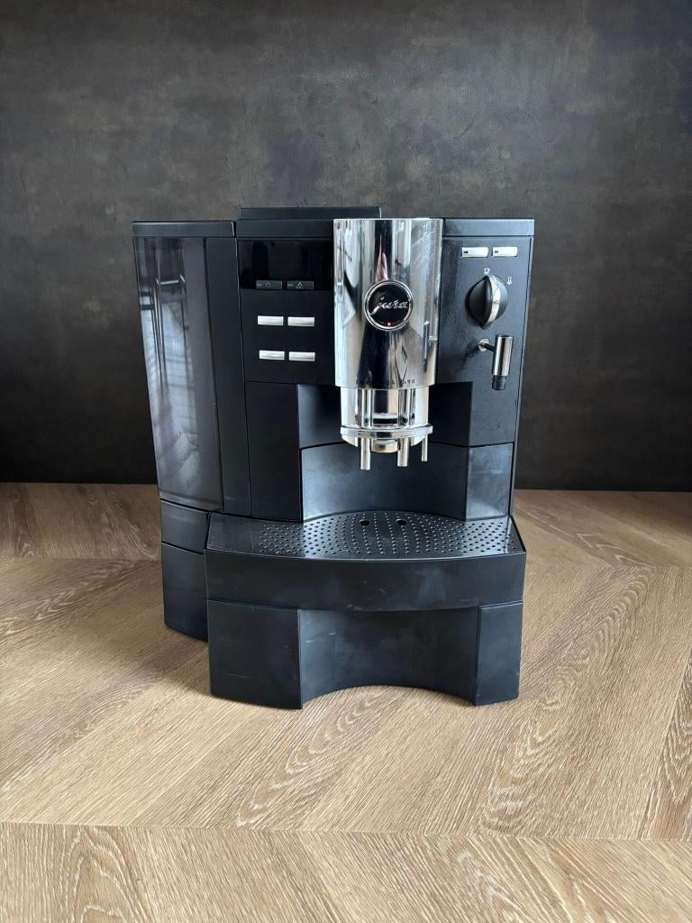 Jura XS90 - Koffiemachine - Volautomatisch, Witgoed en Apparatuur, Koffiezetapparaten, Ophalen, 10 kopjes of meer, Koffiemachine