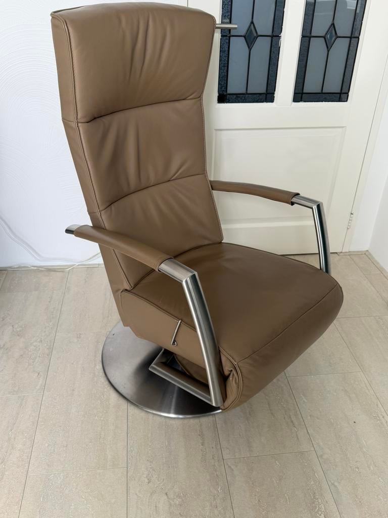 Fauteuil, Huis en Inrichting, Fauteuils, Ophalen, Zo goed als nieuw, 50 tot 75 cm, Leer