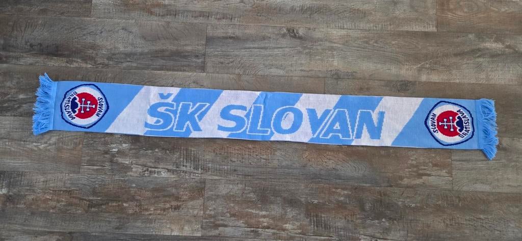 Sjaal Slovan Bratislava, Ophalen of Verzenden, Zo goed als nieuw, Buitenlandse clubs, Vaantje of Sjaal