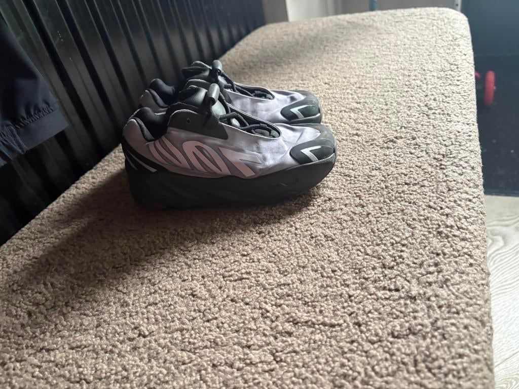 Yeezy maat 27, Kinderen en Baby's, Kinderkleding | Schoenen en Sokken, Ophalen of Verzenden, Gebruikt, Laarzen