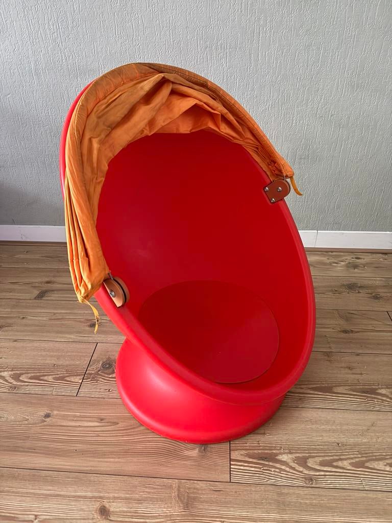 IKEA PS LÖMSK Draaifauteuil Rood/Oranje, Kinderen en Baby's, Kinderkamer | Tafels en Stoelen, Ophalen, Zo goed als nieuw, Stoel(en)
