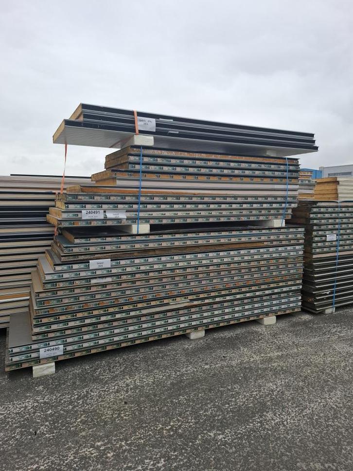 B-keus wandpanelen 60mm - Binnenzijde: Wit € 8,50/m², Doe-het-zelf en Verbouw, Platen en Panelen, Zo goed als nieuw, Overige materialen