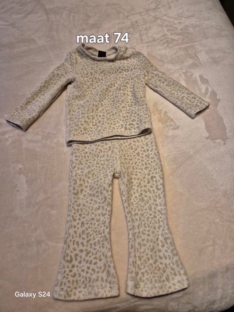 Leopardprint setje maat 74, Kinderen en Baby's, Babykleding | Maat 80, Gebruikt, Meisje, Ophalen of Verzenden, Setje