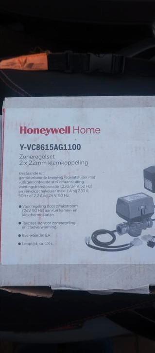 Nieuw Honeywel Home zoneregelset 2-weg 22mm (prijs 193 euro), Doe-het-zelf en Verbouw, Thermostaten, Ophalen of Verzenden