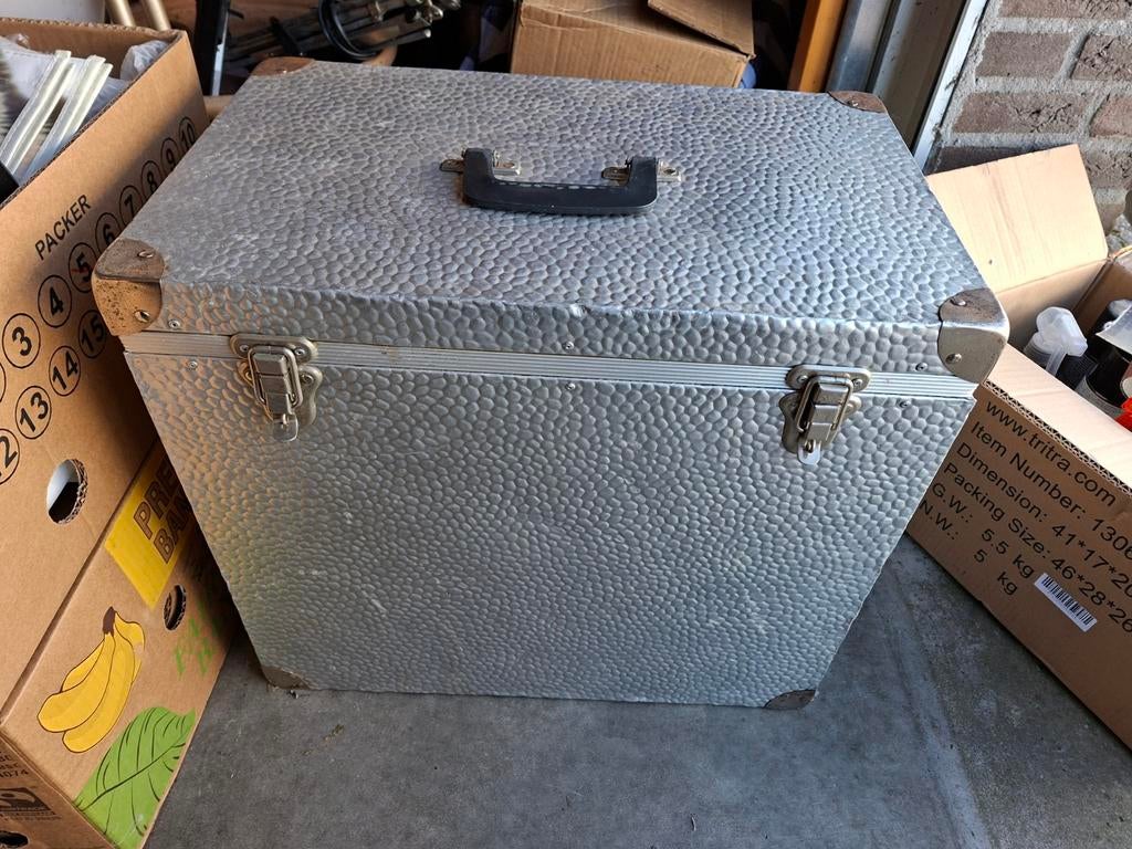 Grote kist, apparatuur kist, metaal buitenkant, Huis en Inrichting, Woonaccessoires | Kisten, Ophalen, Minder dan 50 cm, Gebruikt