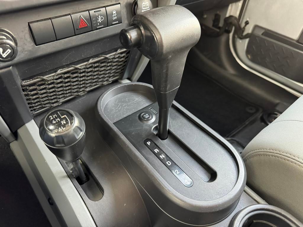 Jeep Wrangler Unlimited 3.8 Sahara Cabrio Automaat 4 Deurs A, Auto's, Jeep, 3778 cc, Euro 5, Stof, Gebruikt